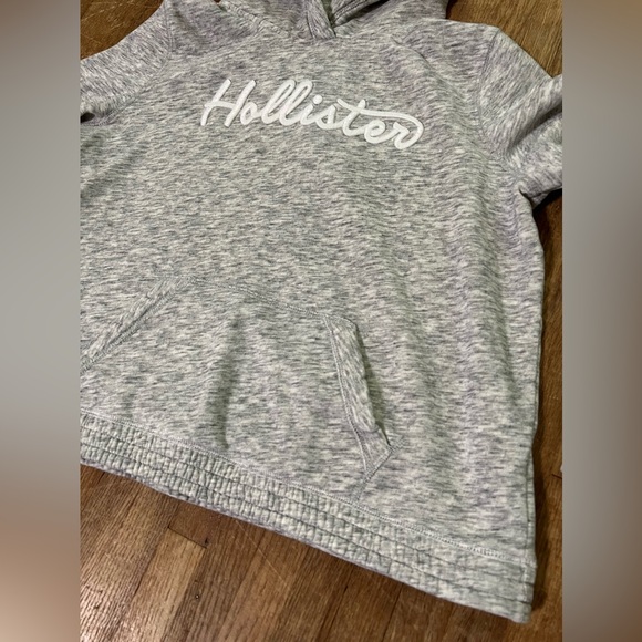 WOMENS HOLLISTER EMBROIDERED CROPPED HOODIE - Picture 3 of 4